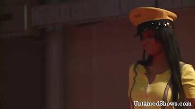 Mängi aega kuuma rackiga ja vajab seksikas tibi kuuma fuck