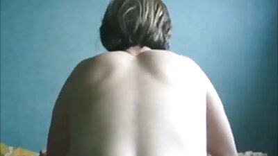Ladina naise esimene suur must kukk peksab öösel